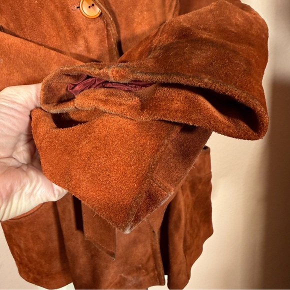 Vintage 1970’s Learsi Burgundy Suede Leather Mod Wrap waist Belted Jacket - Picture 16 of 17